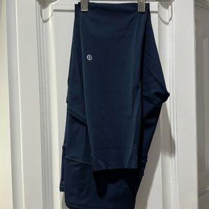 Lululemon Fast and Free high-rise, 25” leggings size 10 true navy like new